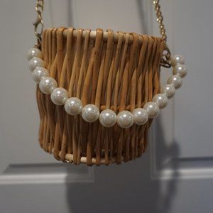 Straw basket purse with faux pearls / Bridal purse